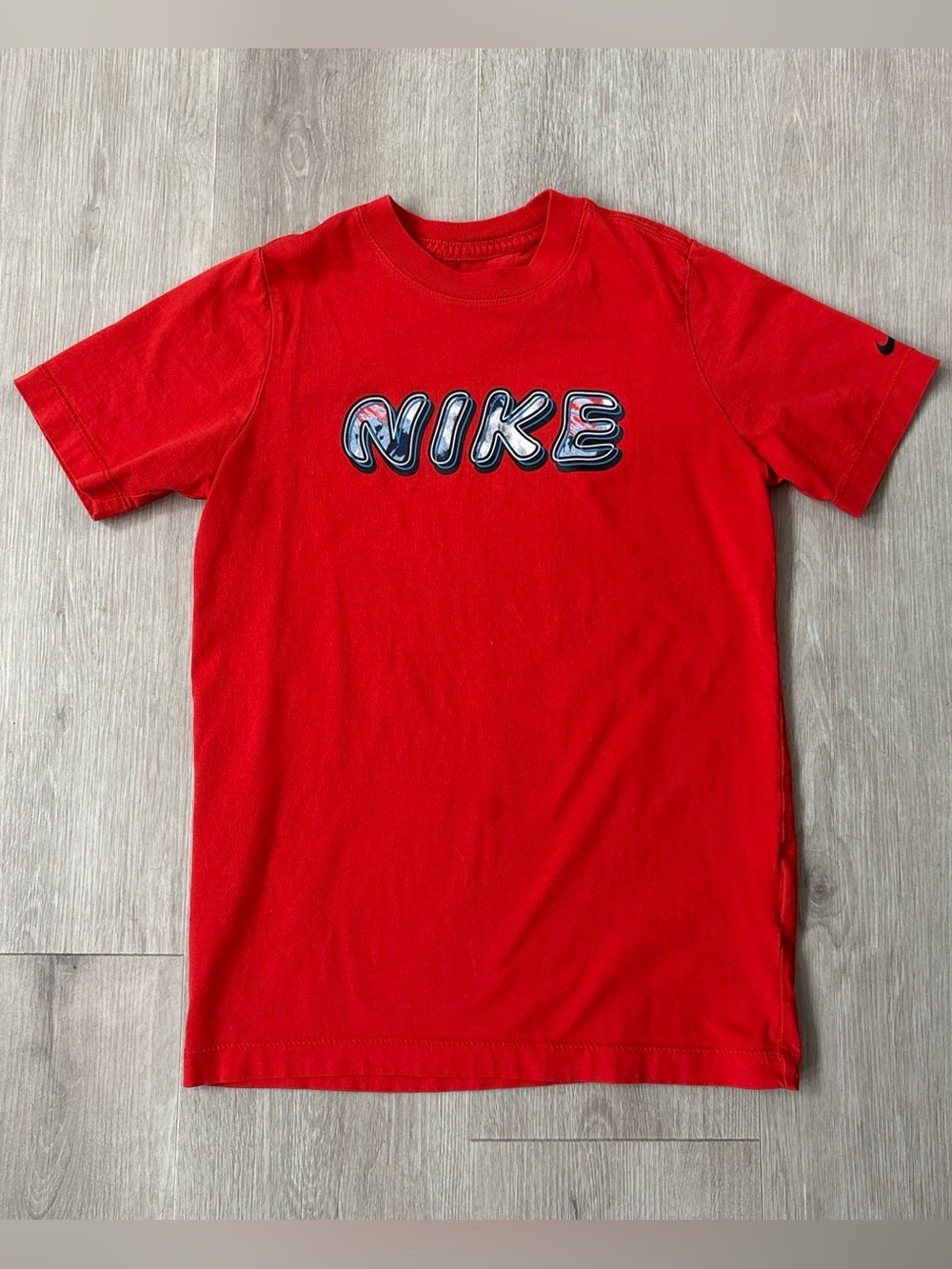 Boys Nike T-Shirt Medium